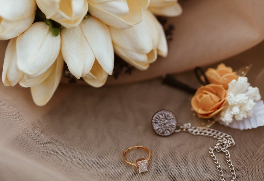 Simple Wedding Nails for Brides Who Don’t Like Acrylics